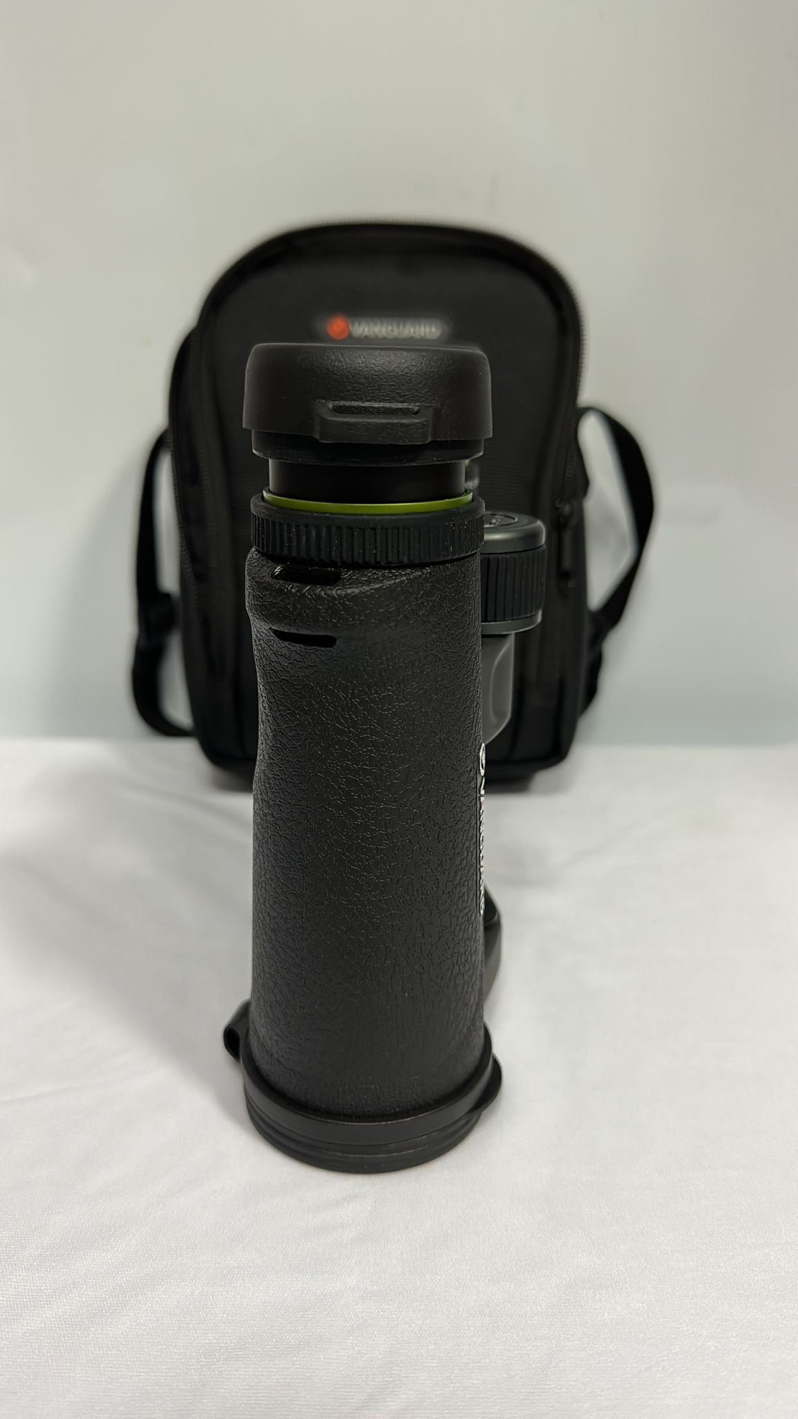 Vanguard Endeavor ED II - Prismáticos con Vidrio Hoya ED - Imagen 6