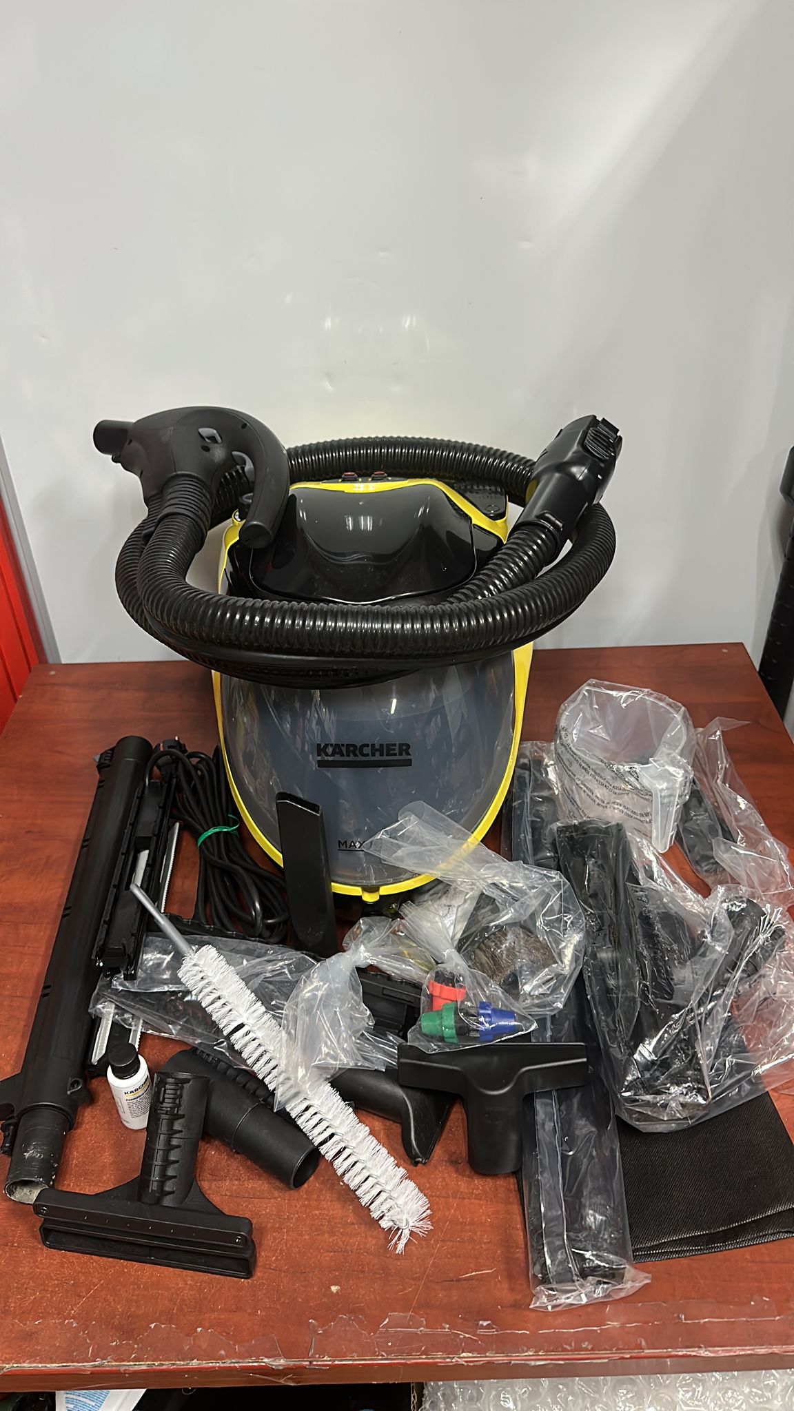 Kärcher Limpiadora de vapor con aspiración SV 7